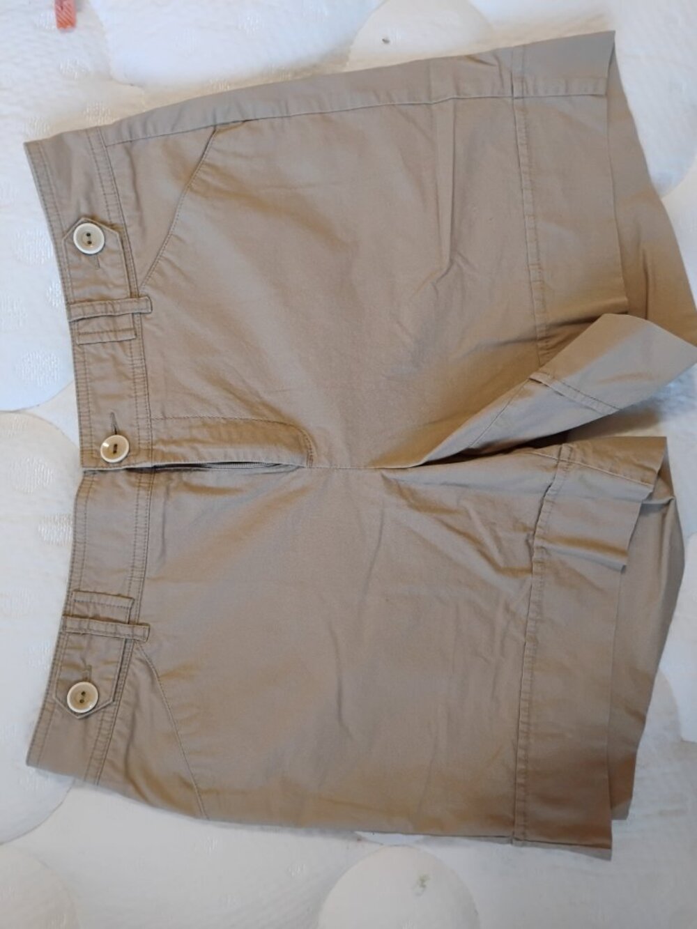 Mid rise curvy shorts